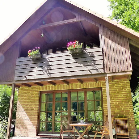 Haus-am-wald-wohnung-eg Apartment *