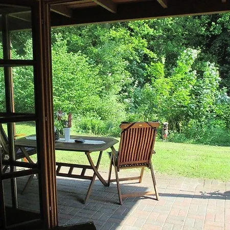 Haus-am-wald-wohnung-eg *